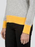 Turtleneck Slimfit Sweater_CB_Light Grey/Yellow